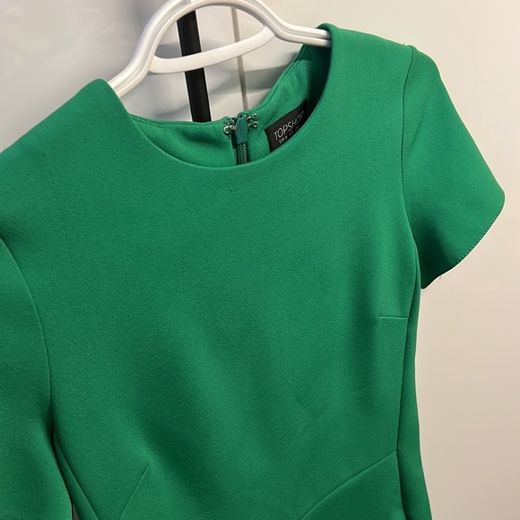 Top Shop emerald green short sleeve dress - Picture 2 of 3